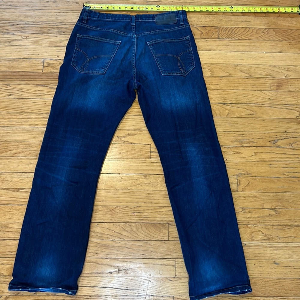 Calvin Klein Jeans Relaxed Straight Leg Size 33 (16)